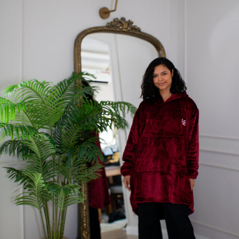 Snuggs Blanket Hoodie "Dark Red"