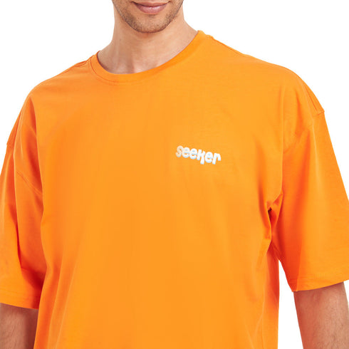 Oversized T-shirt "Seeker"